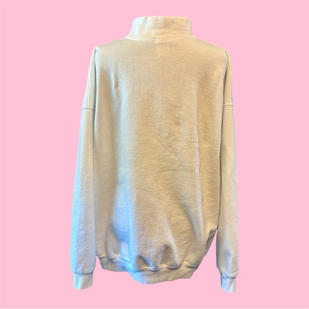 Chi Omega Mom White Quarter-Zip Long Sleeve Sweatshirt with Gold Print size 3XL - Picture 8 of 11